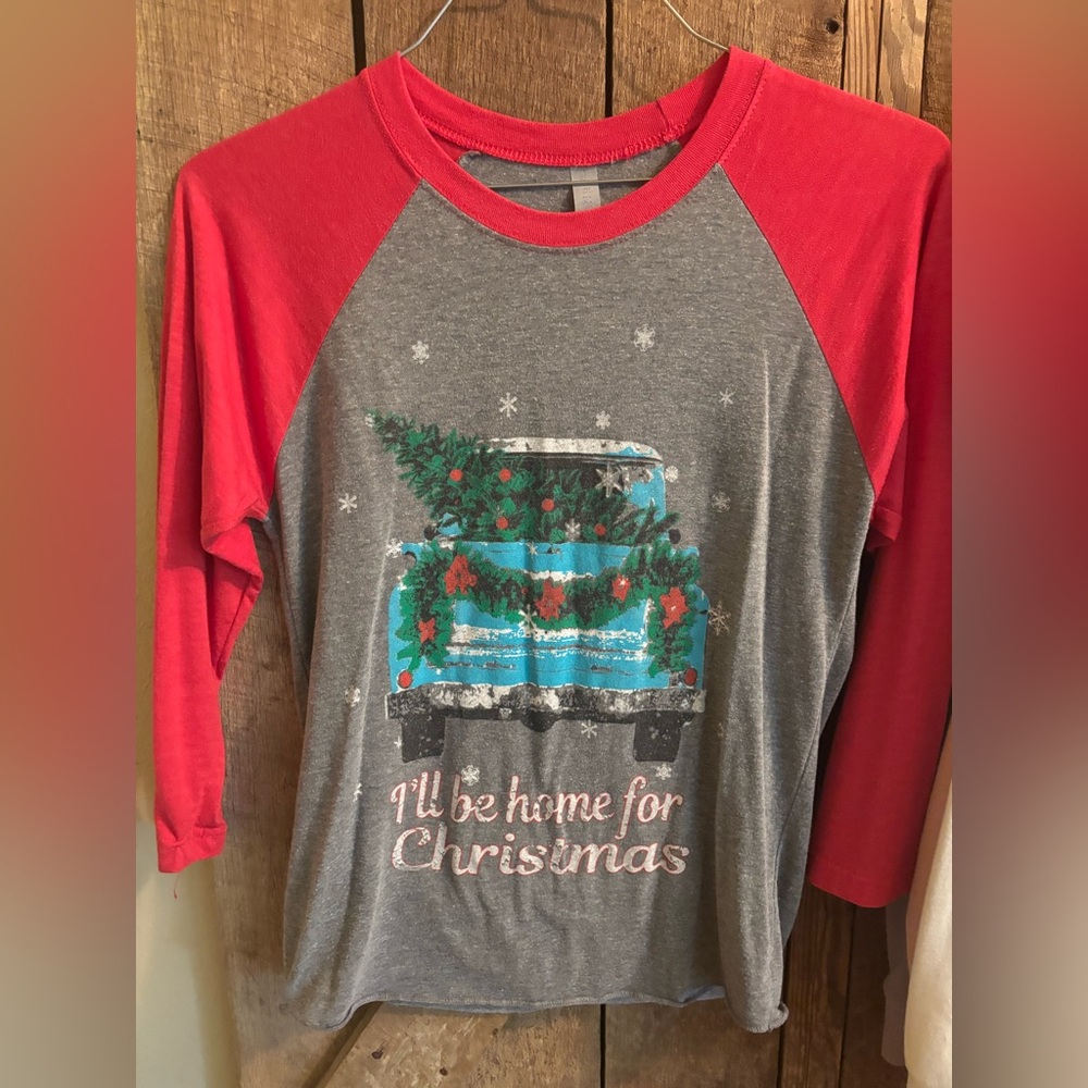 Red and Gray Christmas Graphic 3/4 Sleeves